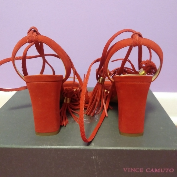 *HOST PICK* Vince Camuto Vianna Block Heel Ankle Tie Sandals - Picture 4 of 6